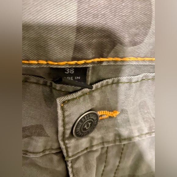 True Religion Ricky Straight Fit Camo Jeans Men’s US Size 38 - Picture 4 of 6
